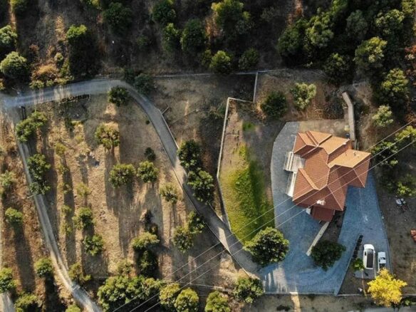 6-bedroom Villa In Sithonia, Greece (300 M²)