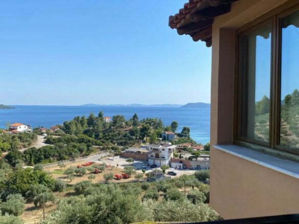 6-bedroom Villa In Sithonia, Greece (300 M²)