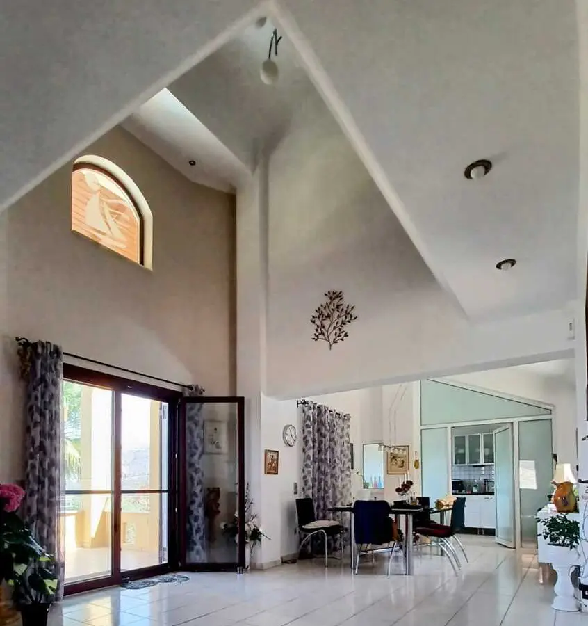 Detached House 340 M² In Epirus With Potential For Renovation
