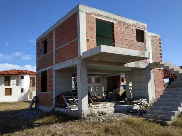 4-bedroom Building In Easts Olimpos, Greece (300 M²)