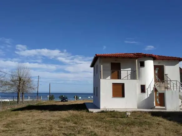 4-bedroom Building In Easts Olimpos, Greece (300 M²)