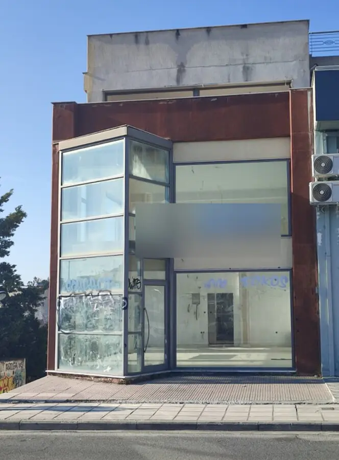 Building With 275 M² Area Located In Thessaloniki