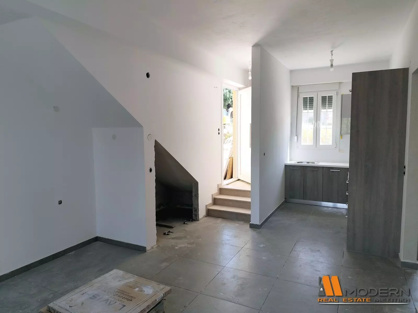 APARTMENTS SALE GREECE 01