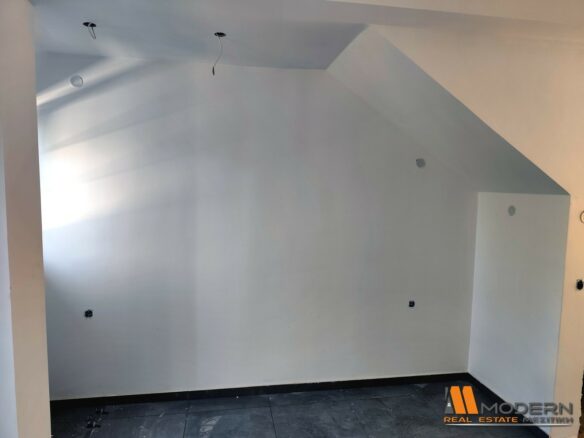 Two-bedroom Apartment Located In Sivota, Greece