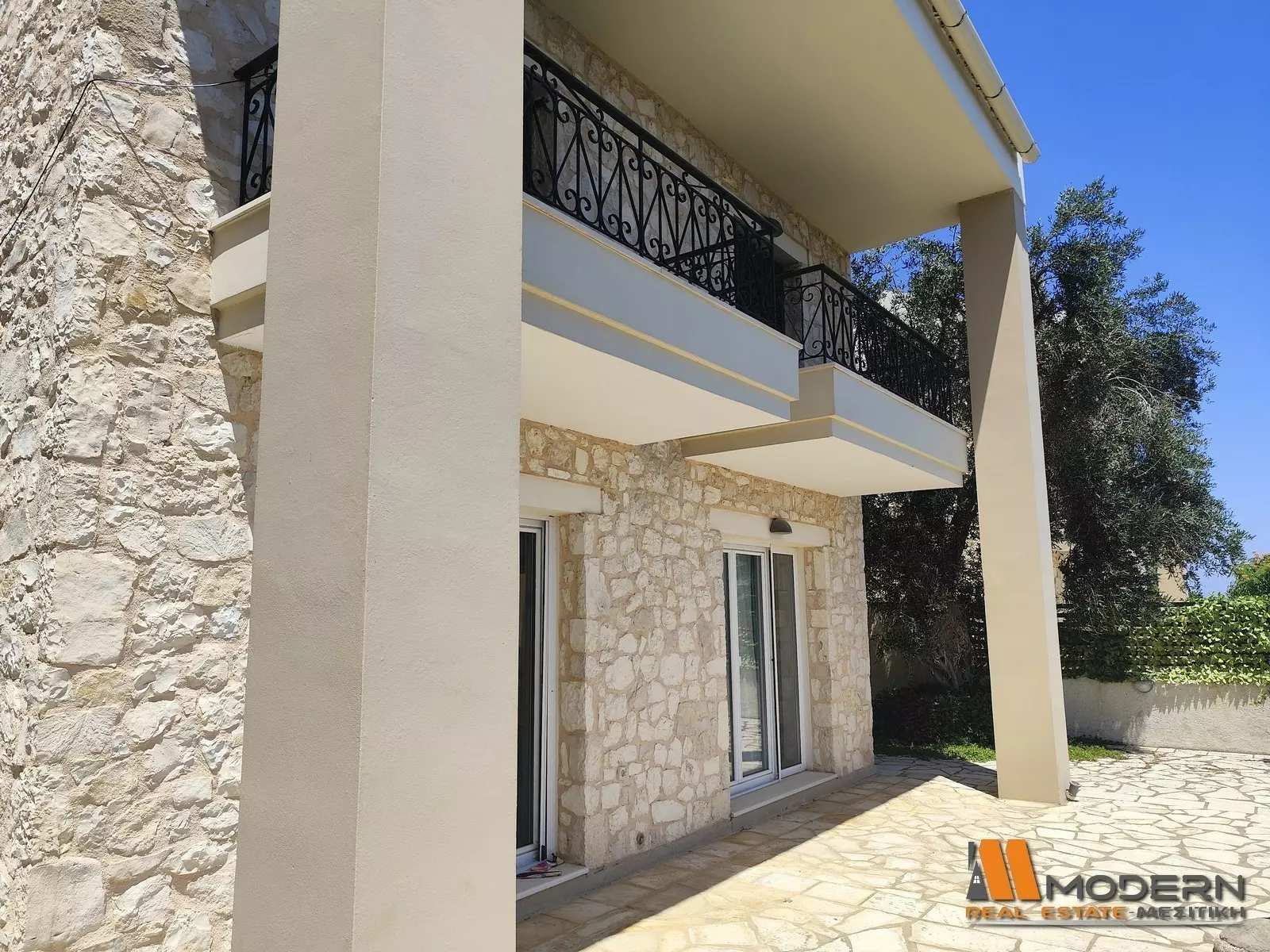 PAXOS VILLAS 00 2