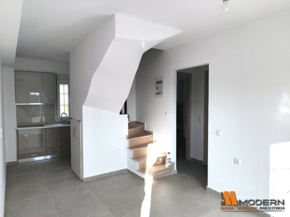 Maisonette With Sea View Located In Sivota, Greece