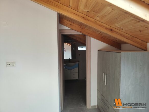 Maisonette With Sea View Located In Sivota, Greece