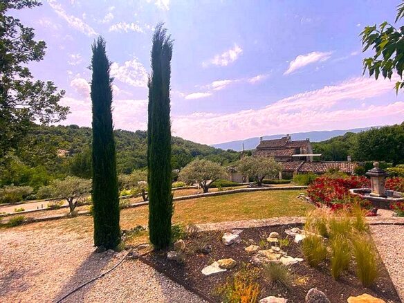 Mas Provençal D’exception Au Cœur Du Luberon