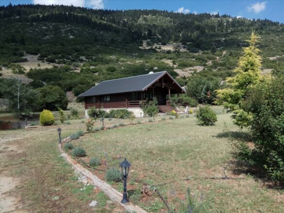 5-bedroom Detached House In Arachova, Greece (250 M²)