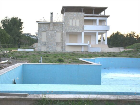 Villa In Avlida, Greece (1.200 M²)