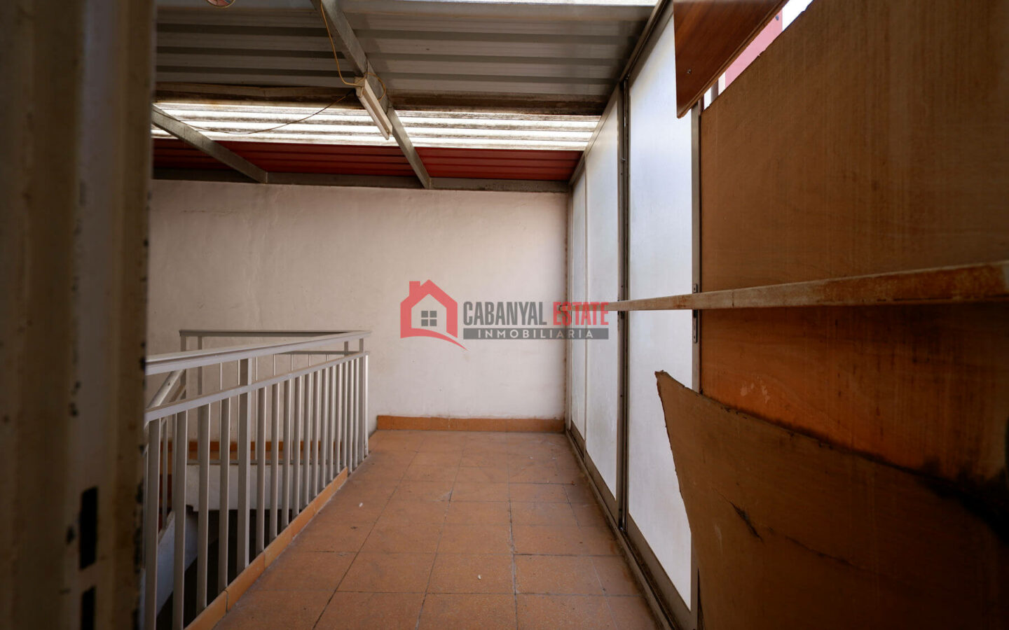 4-bedroom Duplex In Port De Sagunt (116 M²)