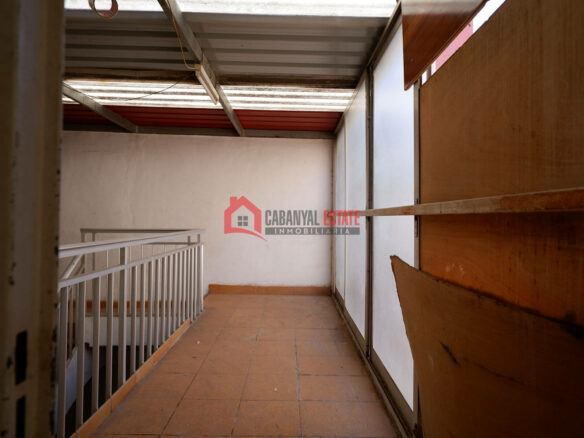 4-bedroom Duplex In Port De Sagunt (116 M²)