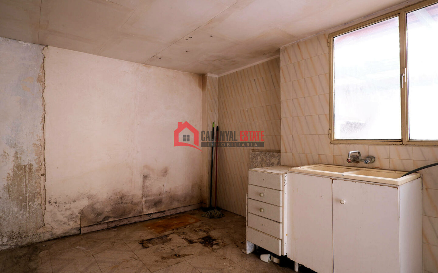 4-bedroom Duplex In Port De Sagunt (116 M²)