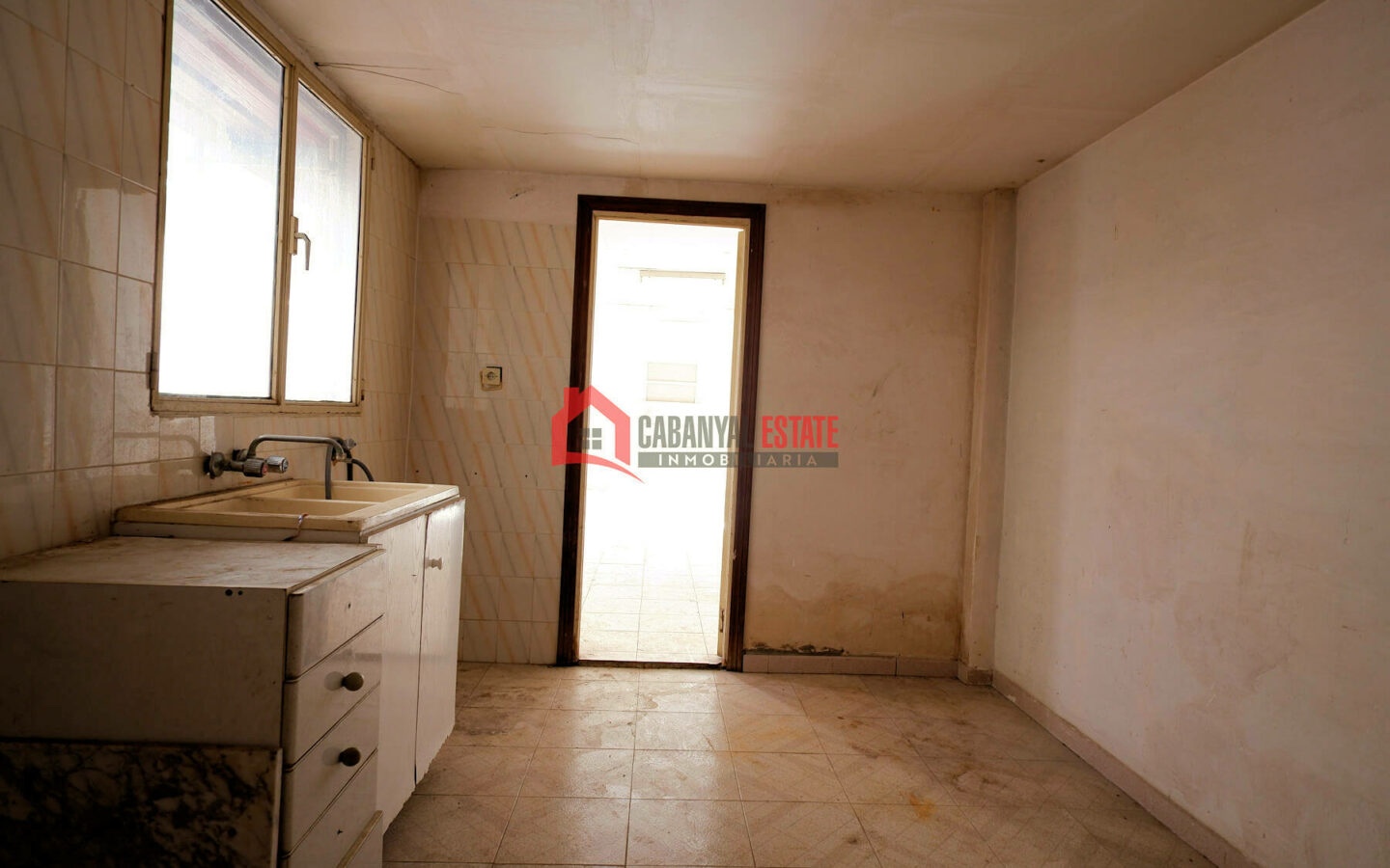 4-bedroom Duplex In Port De Sagunt (116 M²)