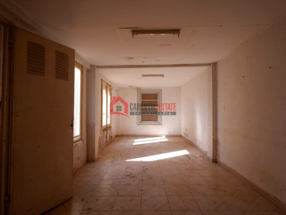 4-bedroom Duplex In Port De Sagunt (116 M²)