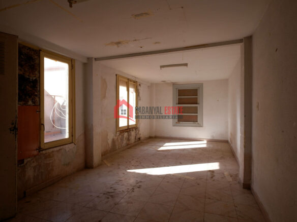 4-bedroom Duplex In Port De Sagunt (116 M²)