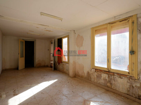 4-bedroom Duplex In Port De Sagunt (116 M²)