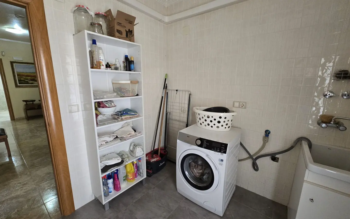 4-bedroom Detached Villa In Sax, Spain (260 M²)
