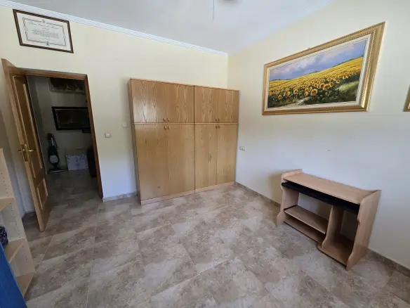 4-bedroom Detached Villa In Sax, Spain (260 M²)