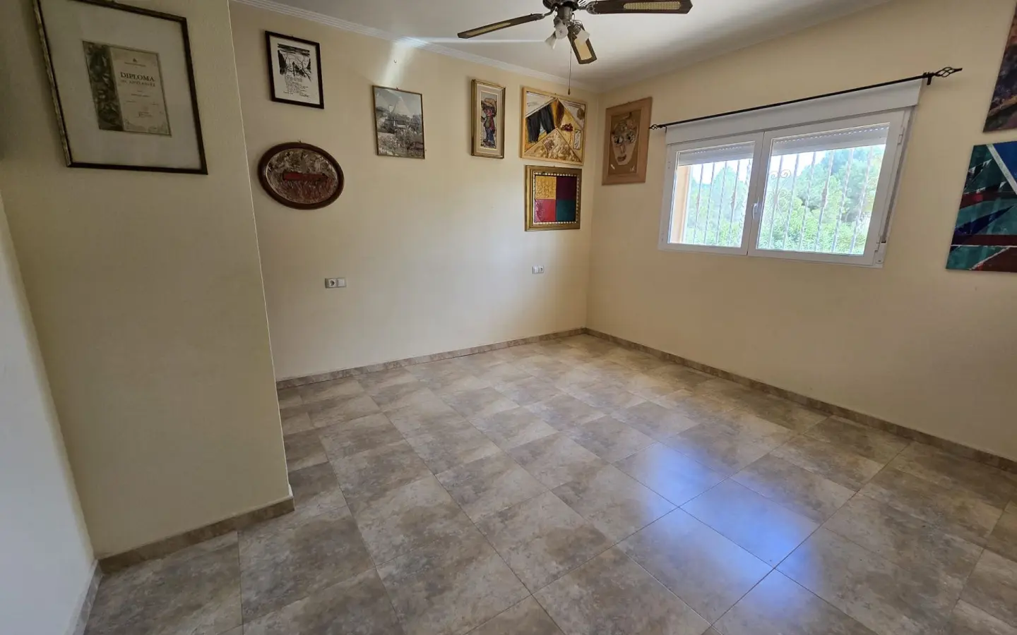 4-bedroom Detached Villa In Sax, Spain (260 M²)