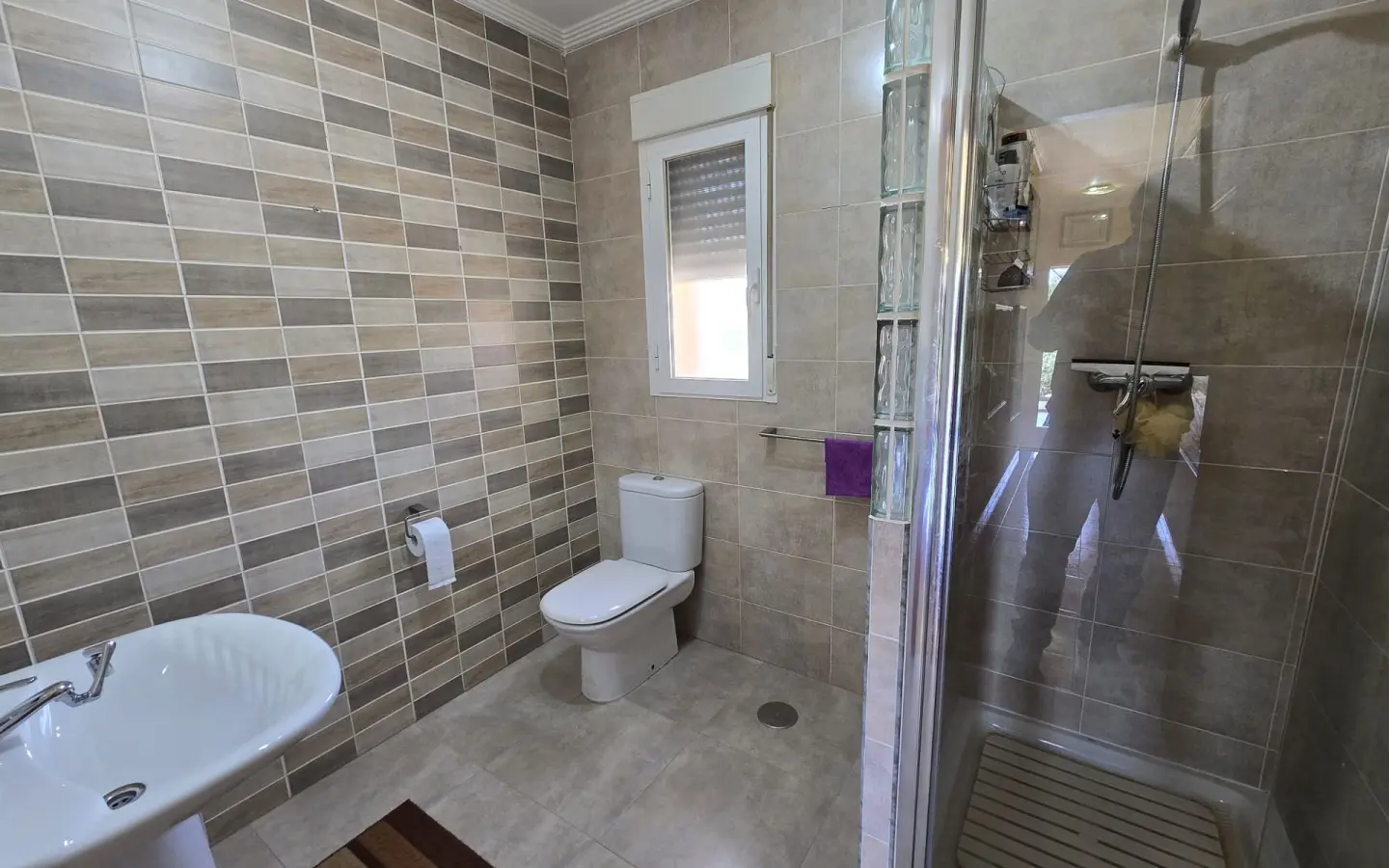 4-bedroom Detached Villa In Sax, Spain (260 M²)