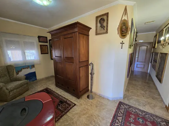4-bedroom Detached Villa In Sax, Spain (260 M²)