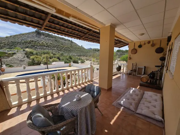 4-bedroom Detached Villa In Sax, Spain (260 M²)