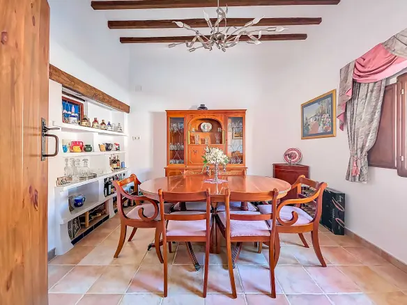 6-bedroom Country House In Pinoso, Spain (318 M²)