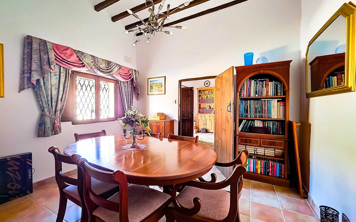 6-bedroom Country House In Pinoso, Spain (318 M²)