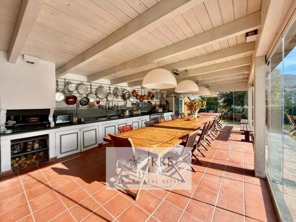 Villa With Pool In Garlenda Golf Club Area Rif. 1013-160