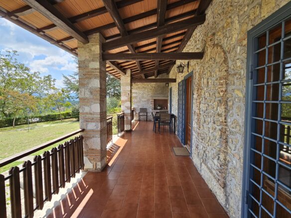 Historic Stone Casale With Guest House And Swimming Pool