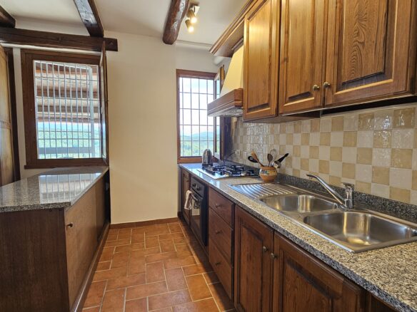 Historic Stone Casale With Guest House And Swimming Pool