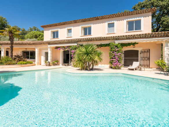 Beautiful Villa 6 Bedrooms