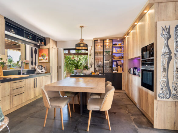 Villa With Studio In Prime Location