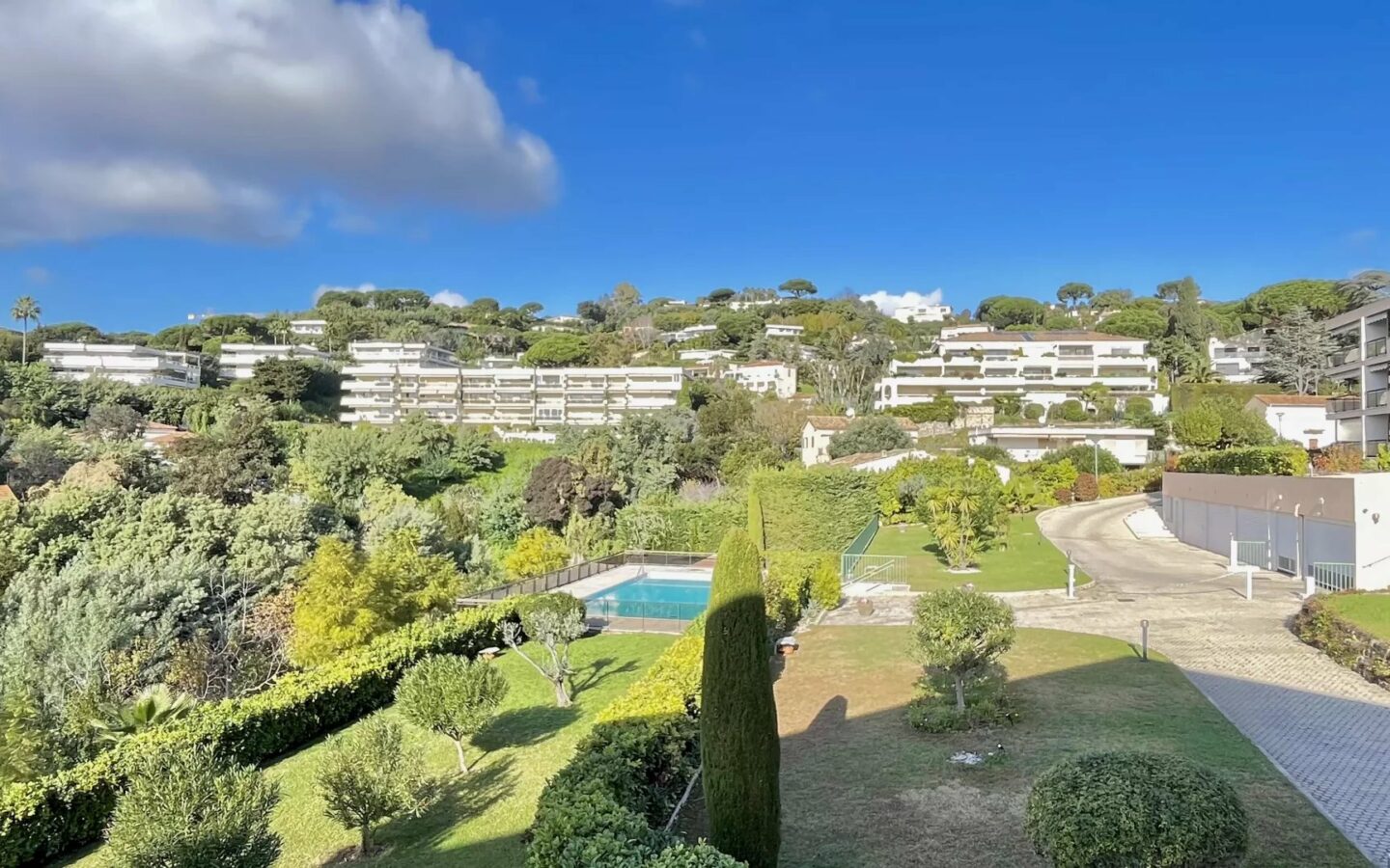 Sea View Apartment In Cannes With Two Bedrooms