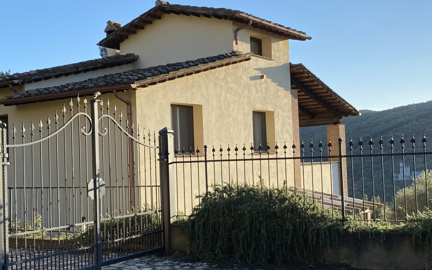 Villa Narnia With Pool And Sea View In Coastal Region
