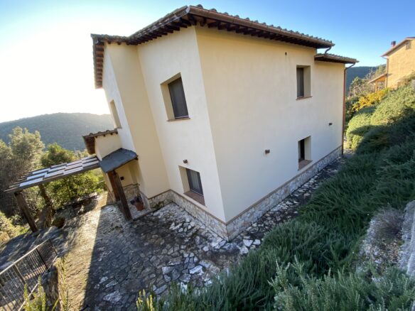 Villa Narnia With Pool And Sea View In Coastal Region