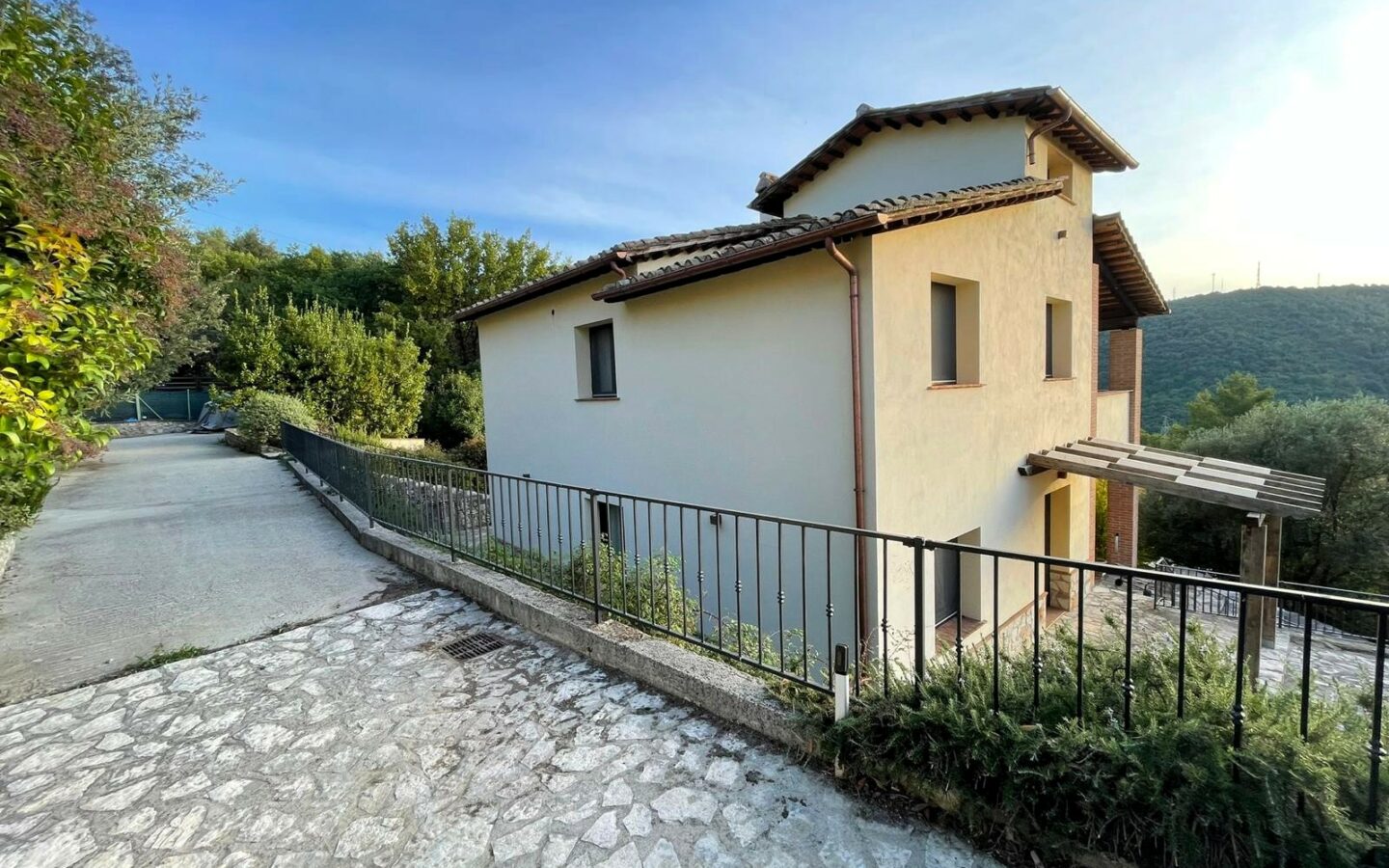 Villa Narnia With Pool And Sea View In Coastal Region