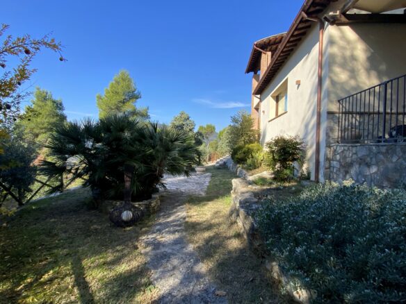 Villa Narnia With Pool And Sea View In Coastal Region