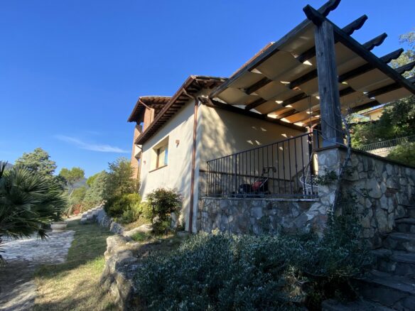 Villa Narnia With Pool And Sea View In Coastal Region