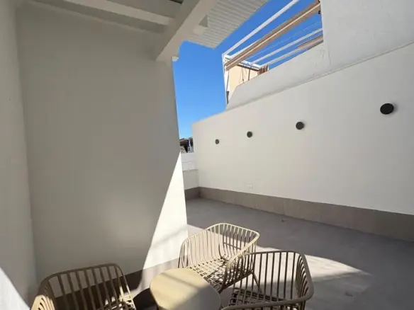 1-bedroom Villa In Málaga, Spain (130 M²)