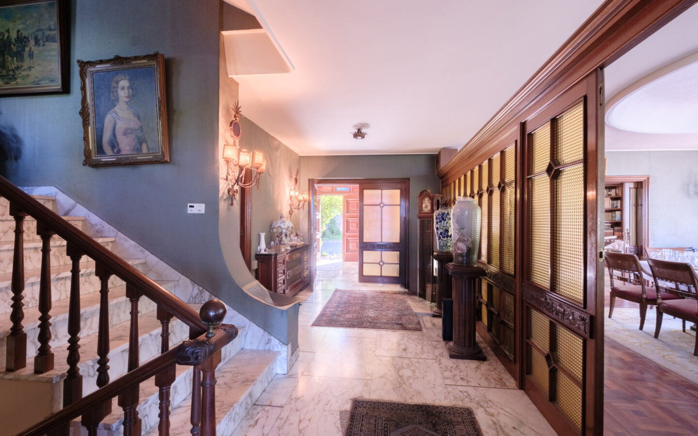 Chalet With Plot Available In Somio