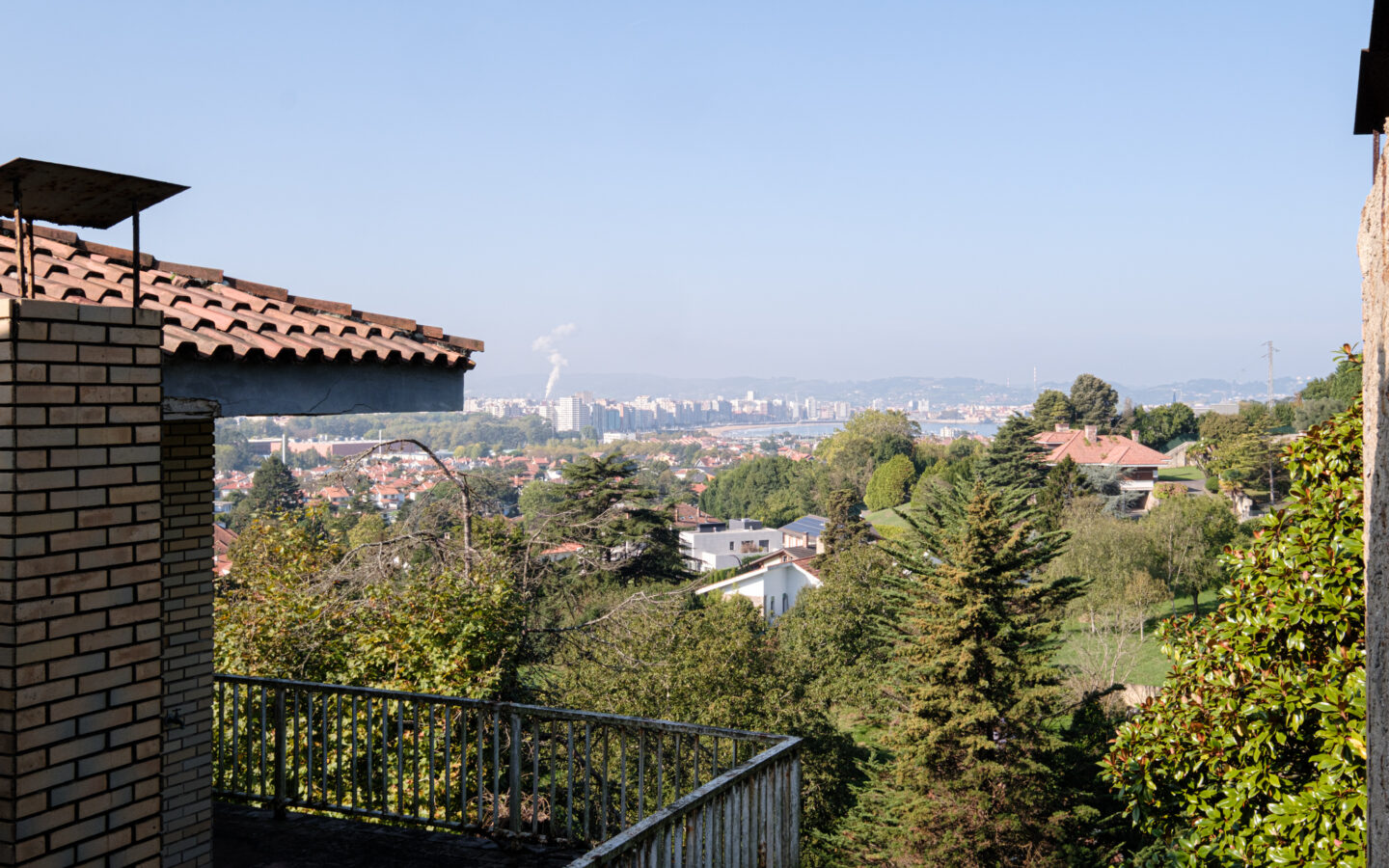 Chalet With Plot Available In Somio