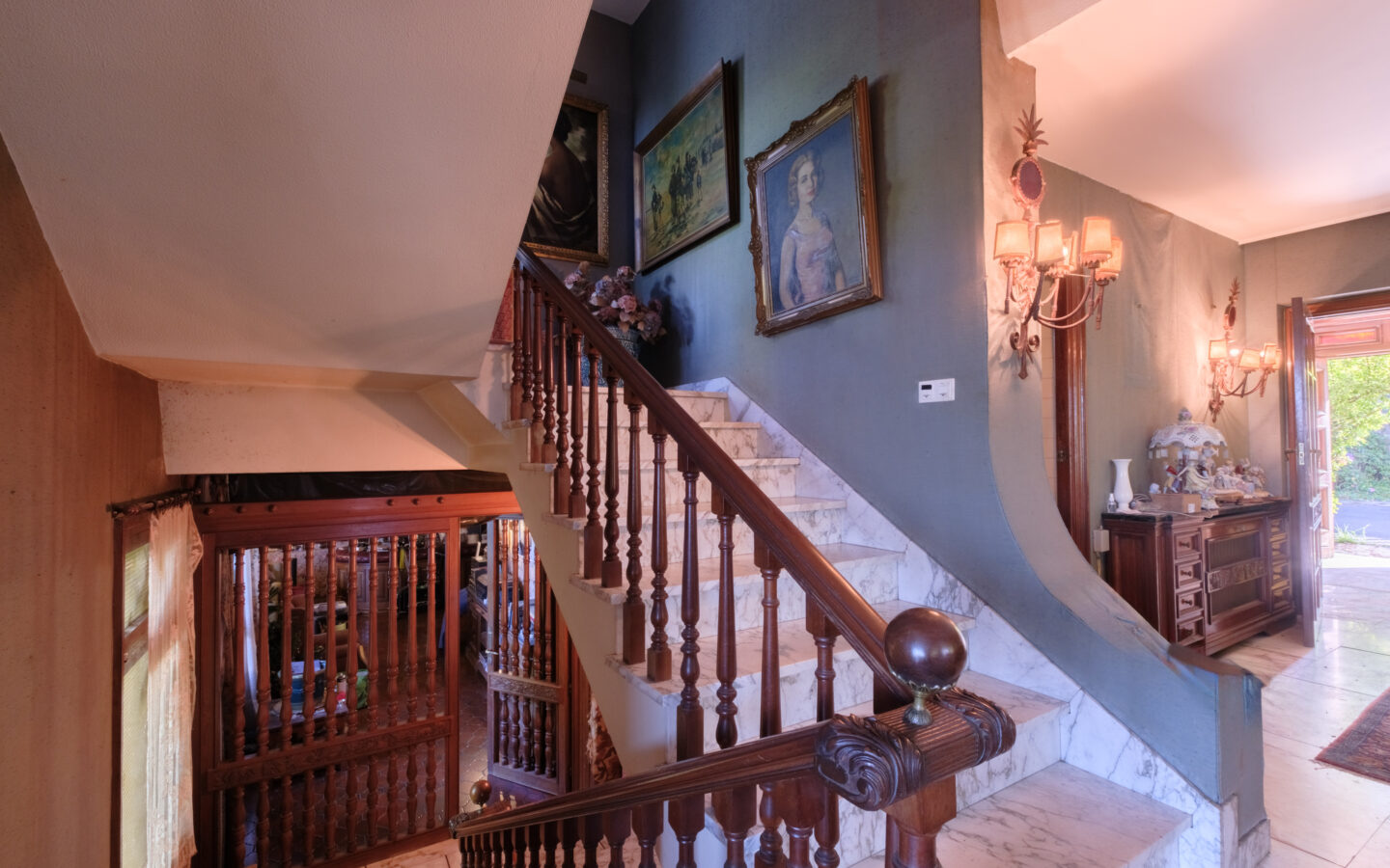 Chalet With Plot Available In Somio