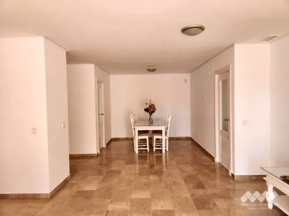 2-bedroom Flat In Benalmádena, Spain (187 M²)