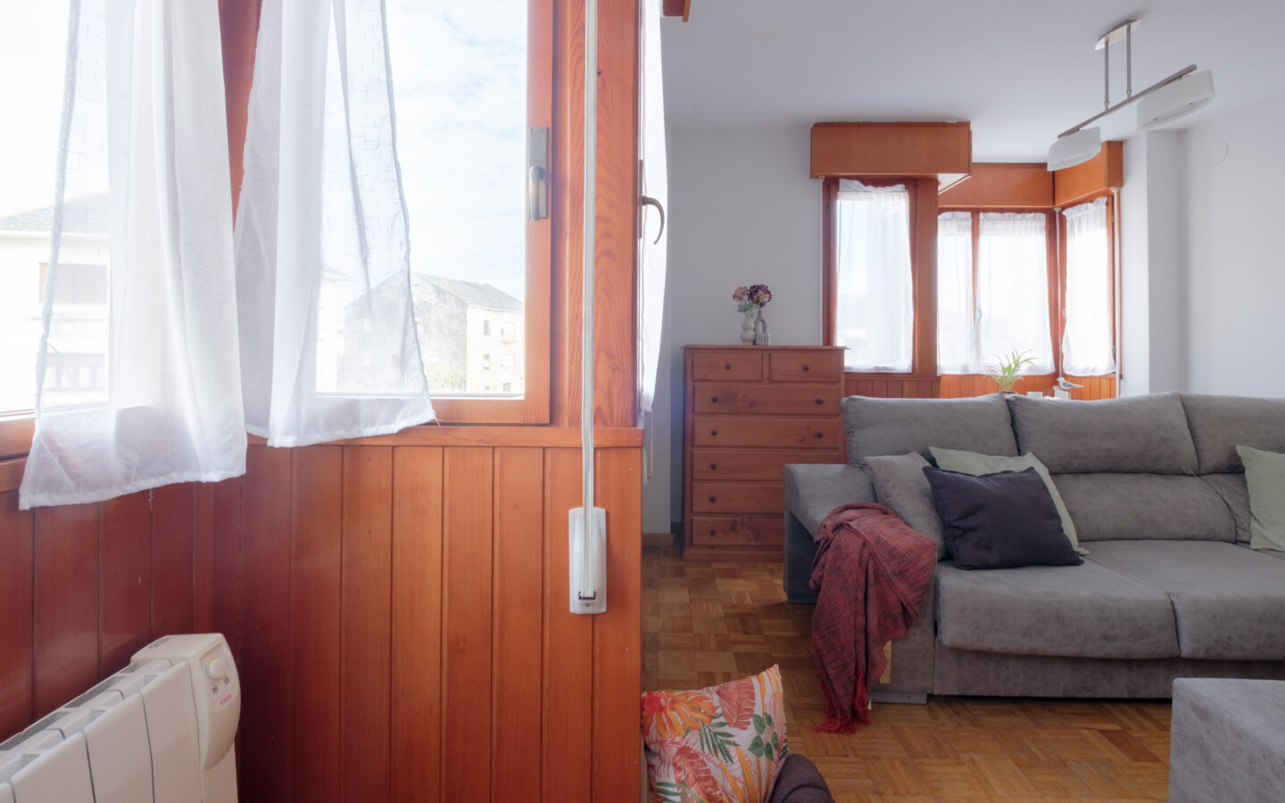 Central Apartment In Tapia De Casariego With Renovated Features