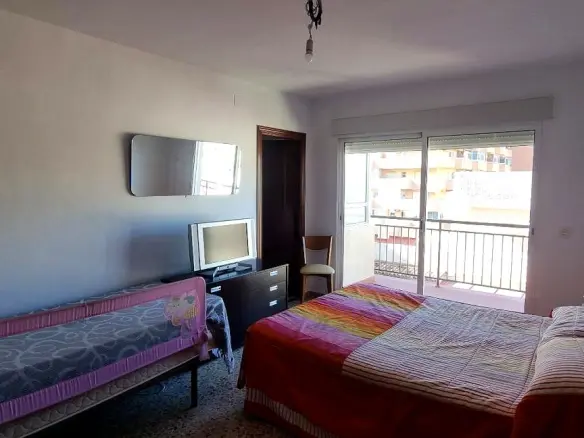 4-bedroom Flat In Fuengirola, Spain (180 M²)