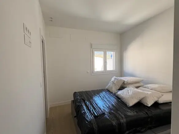 1-bedroom Villa In Málaga, Spain (130 M²)