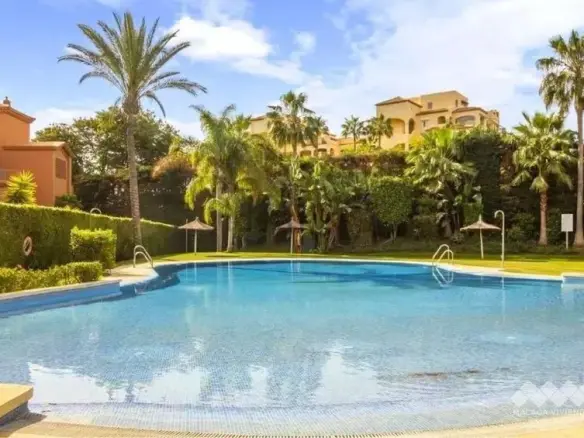 2-bedroom Flat In Estepona, Spain (128 M²)