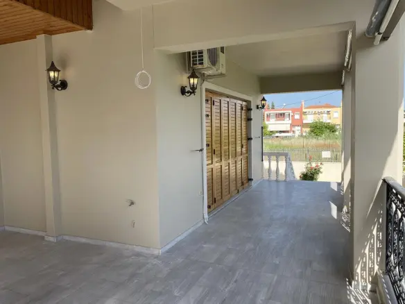 Detached House In Peloponnese With 280 M² Area